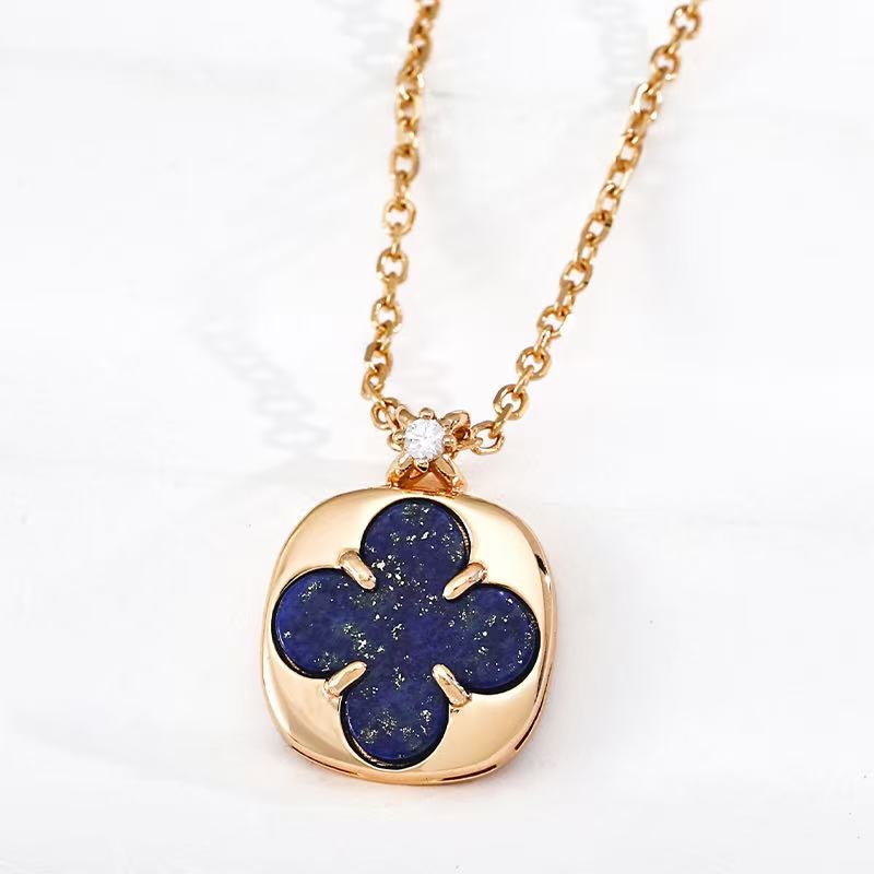 Homyo The Fortuna Four Leaf Clover Pendant
