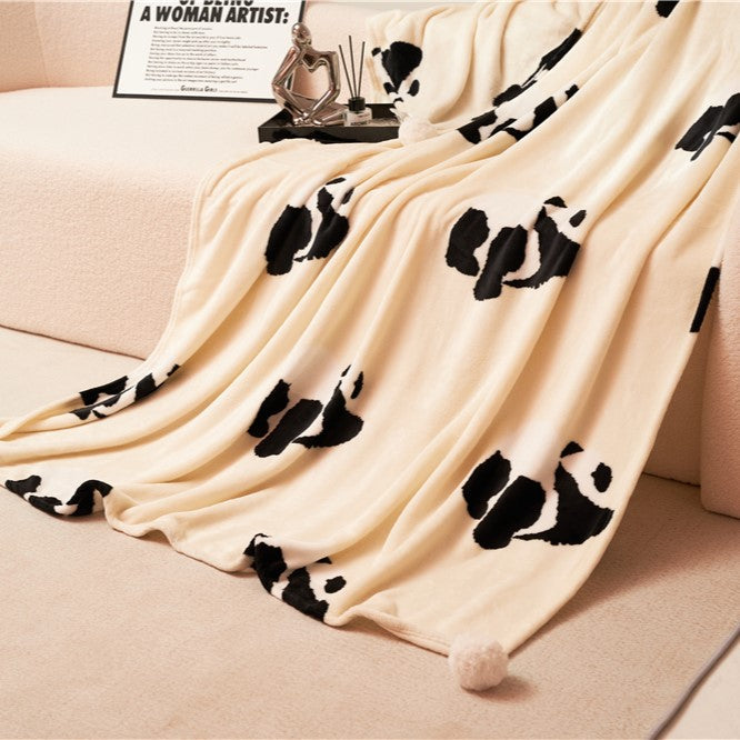 Homyo Panda Pattern Flannel Throw Blanket  Hypoallergenic Soft Durable Warm Fabric for Ultimate Comfort for Sofa or Bed with Adorable Panda Design, all seasons, Gift for girls and women, 59 x 79 inches