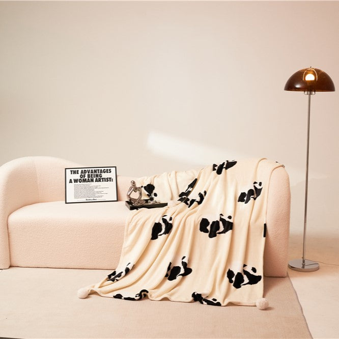 Homyo Panda Pattern Flannel Throw Blanket  Hypoallergenic Soft Durable Warm Fabric for Ultimate Comfort for Sofa or Bed with Adorable Panda Design, all seasons, Gift for girls and women, 59 x 79 inches