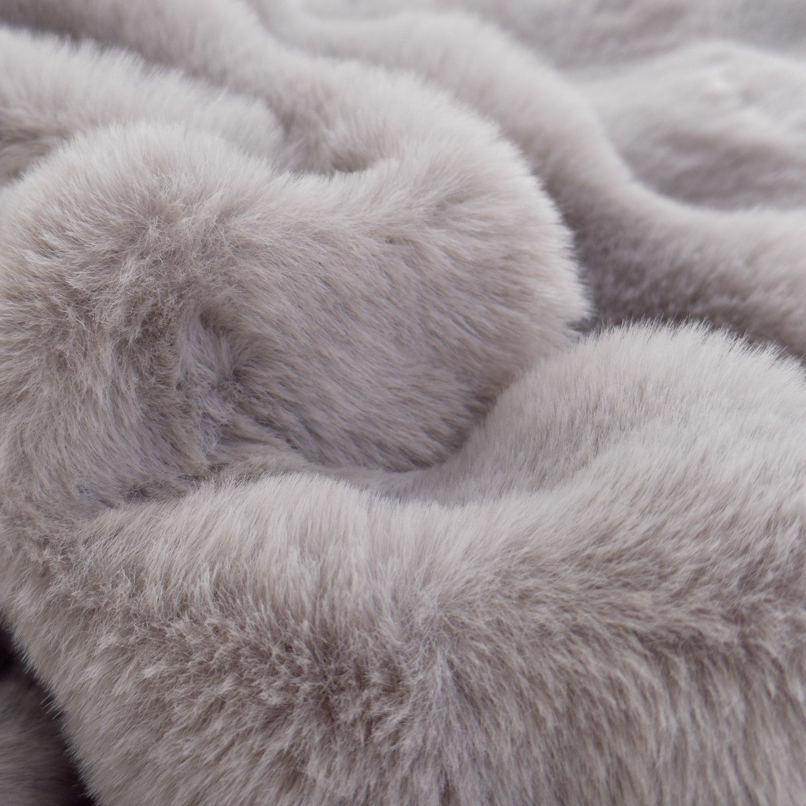 Fluffy Faux Fur Fitted Sheet Set Ultra Soft Fleece Warm Cozy Bed Mattress Cover