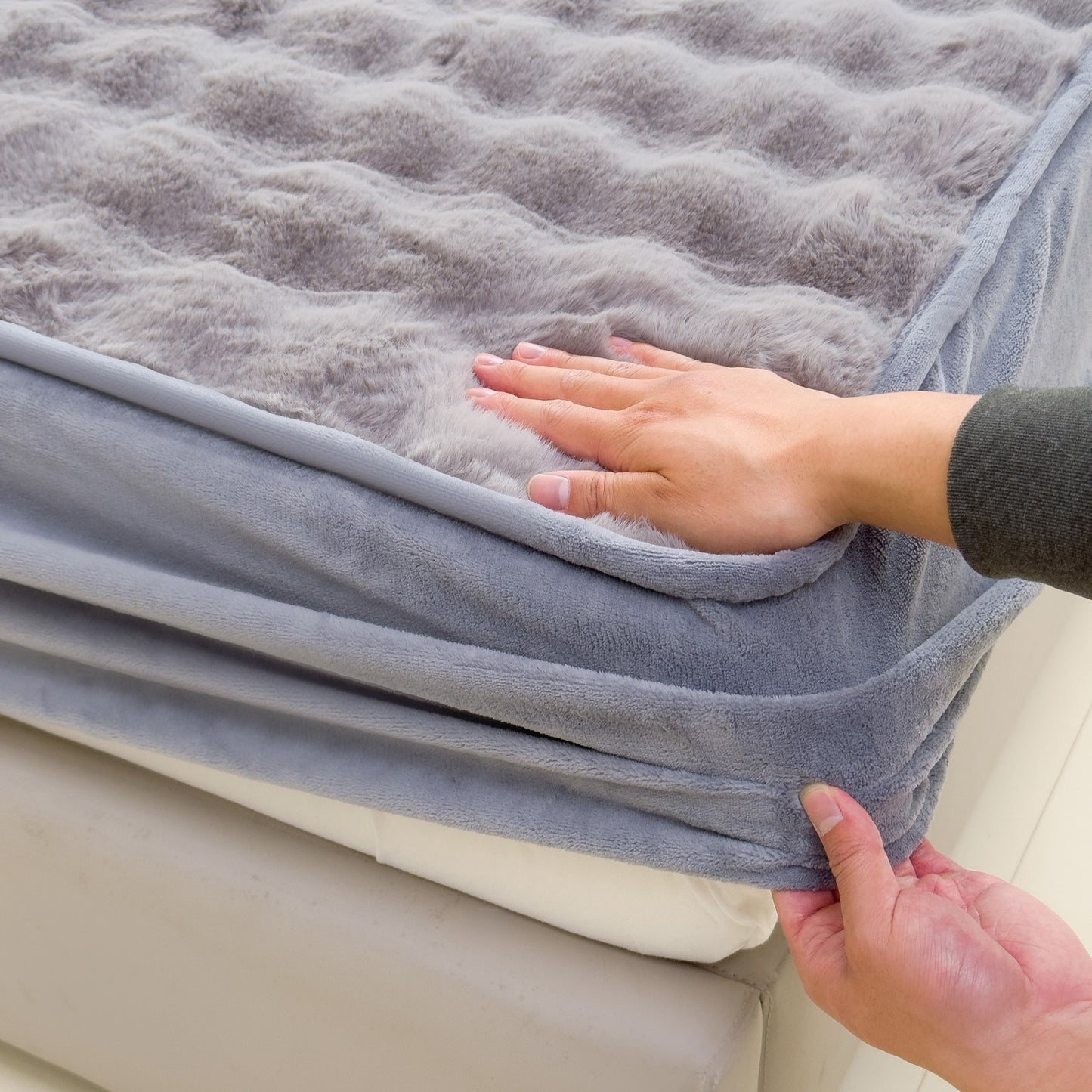 Fluffy Faux Fur Fitted Sheet Set Ultra Soft Fleece Warm Cozy Bed Mattress Cover