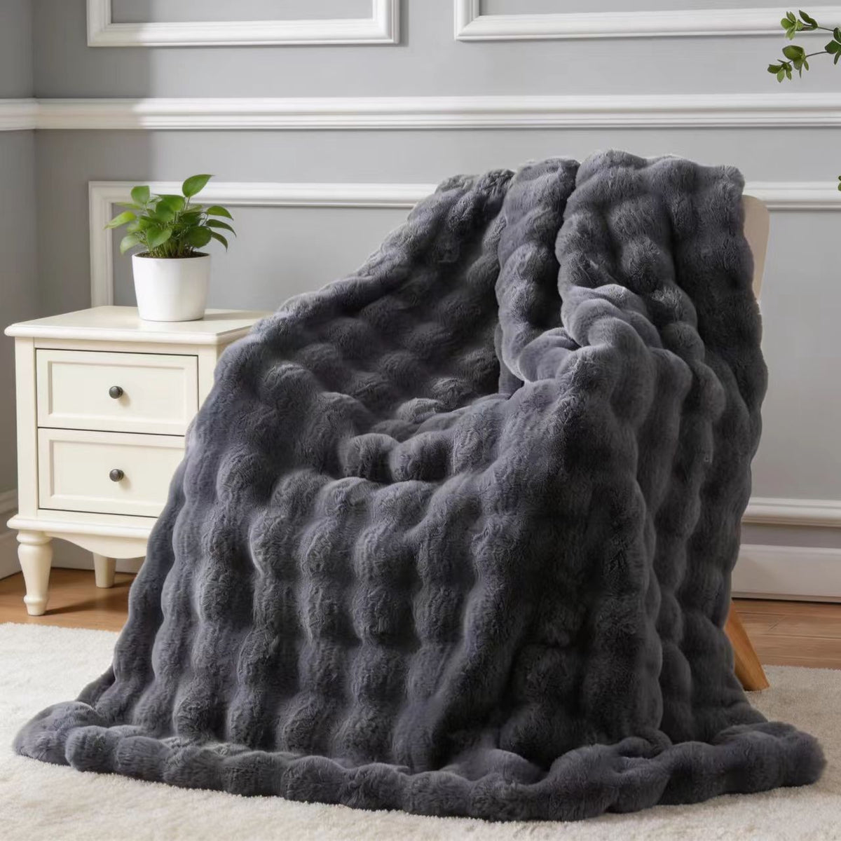The Sanctuary Throw by HOMYO | 540GSM Faux Rabbit Fur Blanket - Soft Thick Cozy Throw