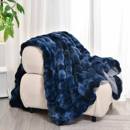 HOMYO Sanctuary 540GSM tie-dye faux fur bubble blanket in Tie-Dye Blue