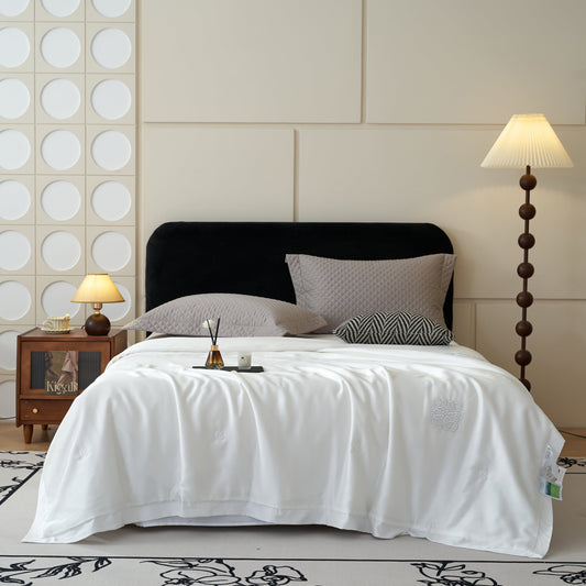 Homyo  Cooling Blanket Delicate Embroidery 100% Tencel Quilted Blanket Hypoallergenic Thin Comforter Bed Cover Silk All-Season Soft Cozy Home Decor Luxurious, Gift for women, 78 x 90 inch